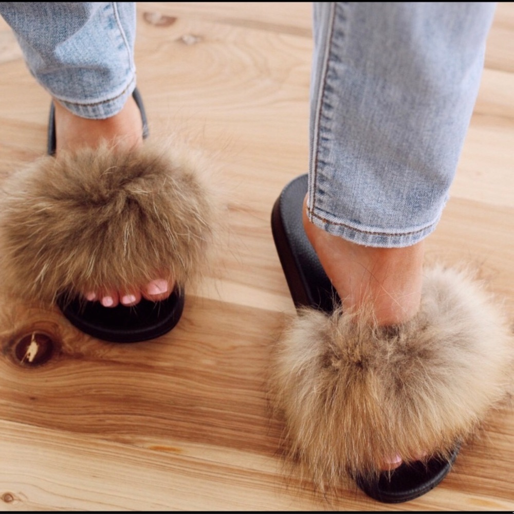 Fur slides. 5 pair. Size 6, 7, 8, 10(2)